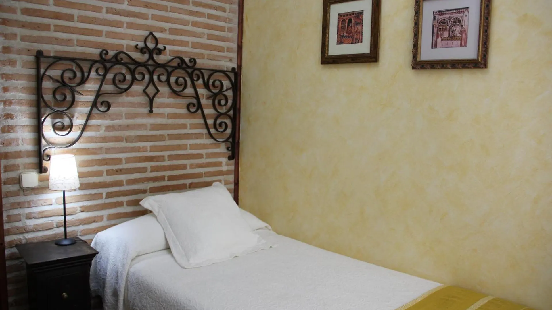 La Posada De Manolo Toledo 2*,  Spain